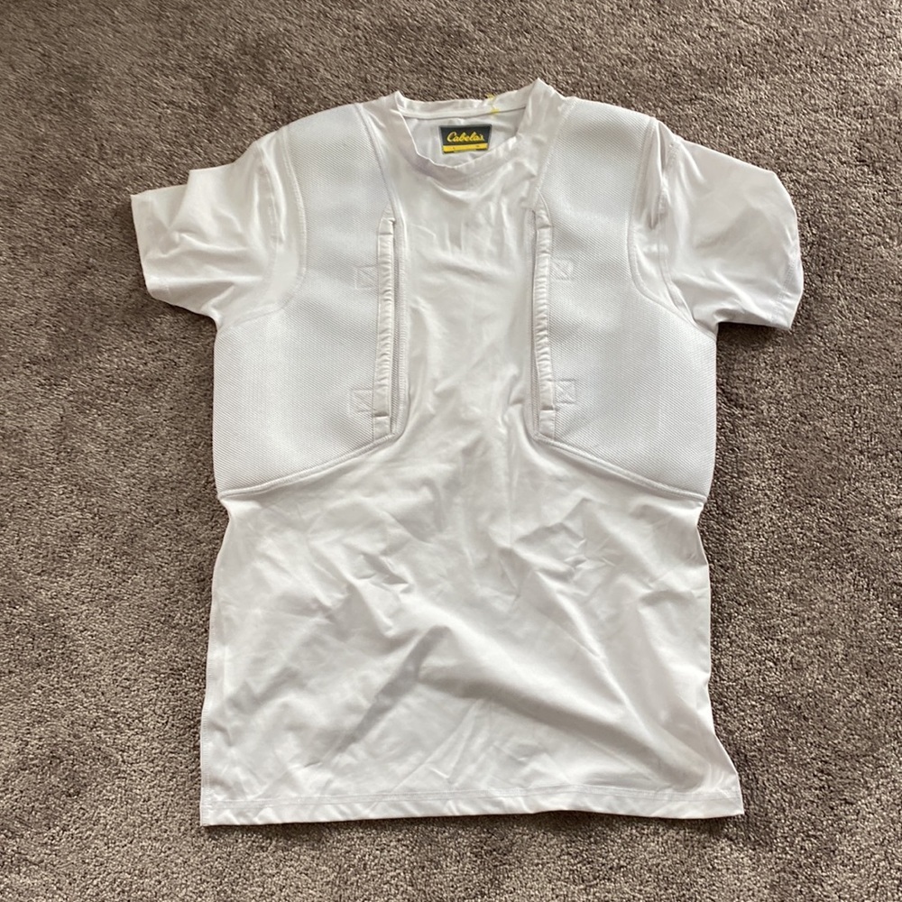 Cabela’s Hunting Shirt SIZE L – White Mesh Padded Shooting Top